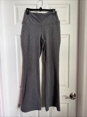 Hollister Heather Gray Flare Yoga Pants